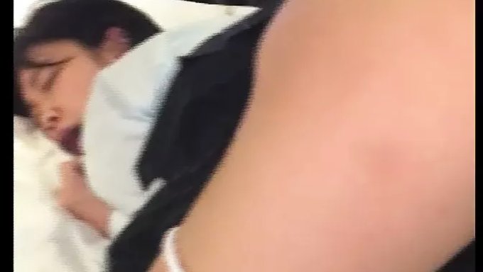 Creampie Ok: Das Creampie-Masturbationsvideo Einer Japanischen Studentin