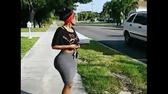 Der Dicke Hintern Der Amateur Ebony Wird Gefickt