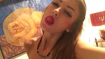 Sexy Teena...