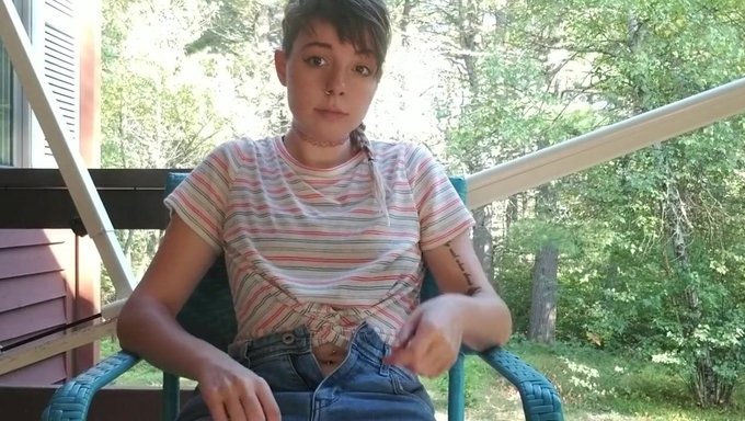 Solo Weibliche Masturbation An Deck