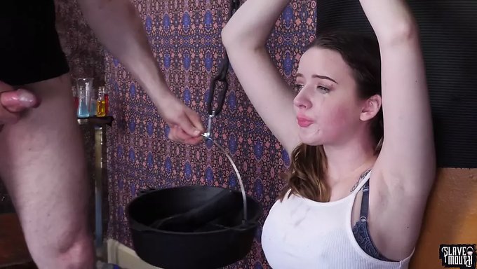 Bondage Schönheit Wird In Diesem Intensiven Pornovideo Ins Gesicht Gefickt