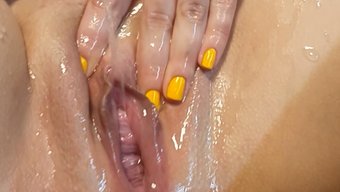 18+ Teenag...