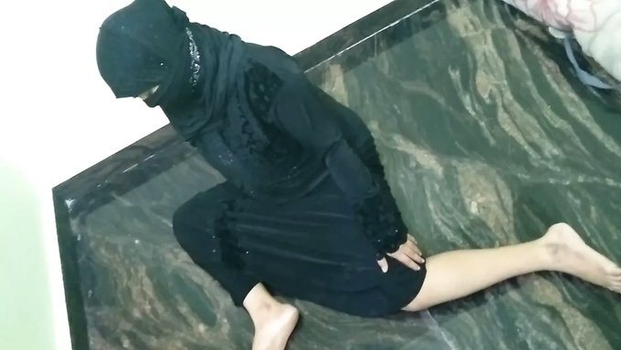 Großer Pimmel Verführung Einer Reifen Muslimin
