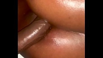 Ebony-Schö...