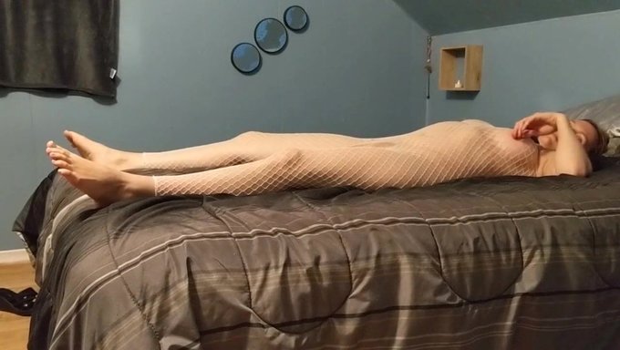 Geile Blondine Bekommt Einen Großen Schwanz In Einem Heißen Amateurvideo